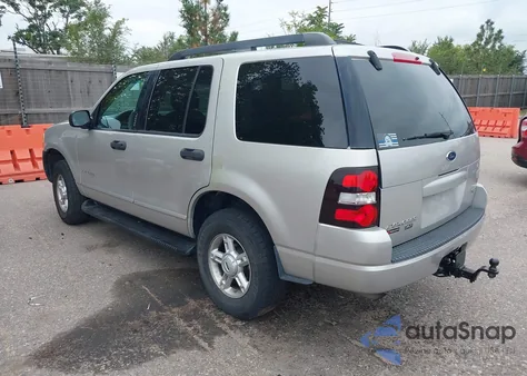 2005 Ford Explorer Xlt/Xlt Sport из США, поврежденный, VIN 1FMZU73K65UB71459